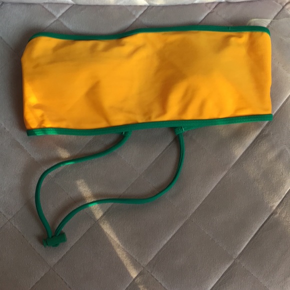 Top is too small for me - Picture 2 of 3